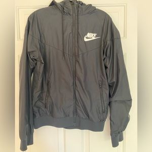 Nike Hooded Wind/Rain Jacket